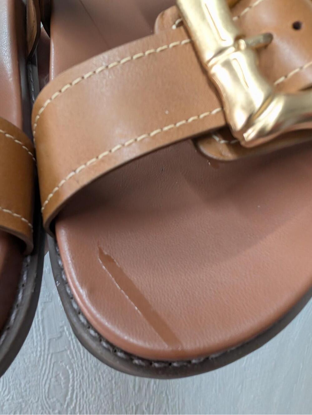 SHUTZ Enola Sporty Leather Slides Sandals Gold Buckles Women's Size 8 - Picture 3 of 9
